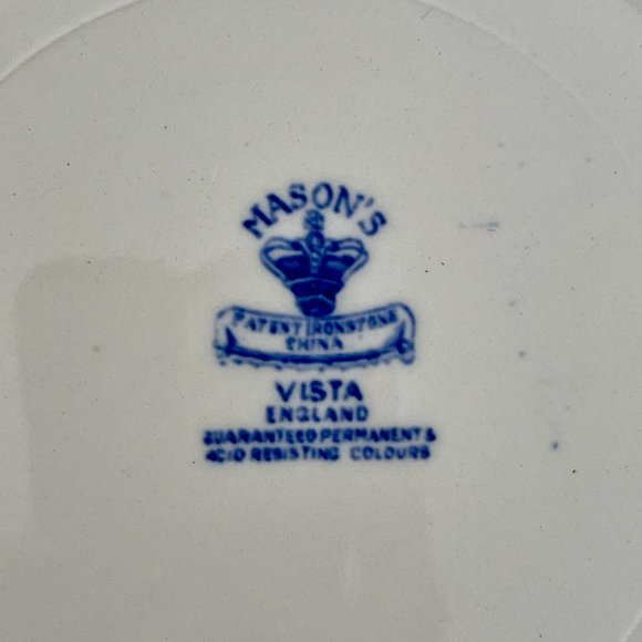 Vintage (1940s) Mason’s “Vista” Dinner Plate - Picture 6 of 6